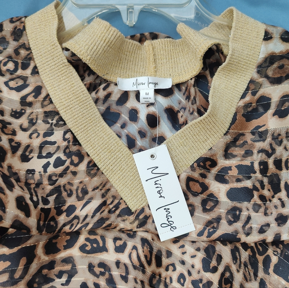 Mirror Image - Leopard Print Top Medium - NWT - Picture 3 of 10